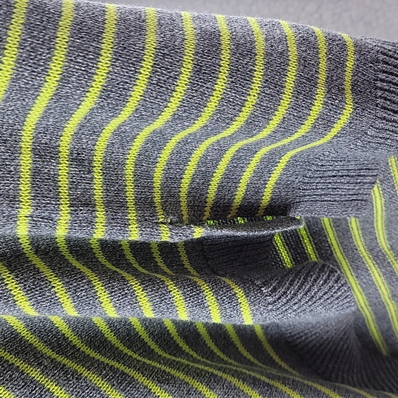 NWOT American Eagle Outfitters sweater! - Picture 5 of 11